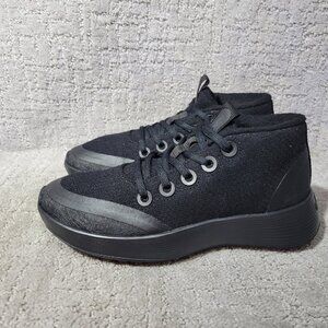Allbirds Wool Runner Up Protect Womens Size US6.5 Neutral Black Running Sneakers